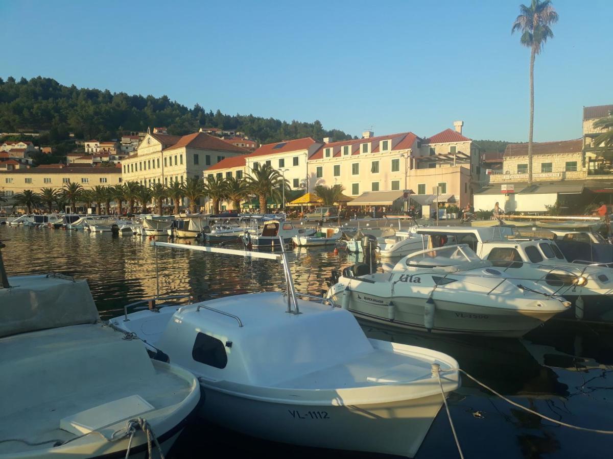 Apartment Prospe Vela Luka Eksteriør billede